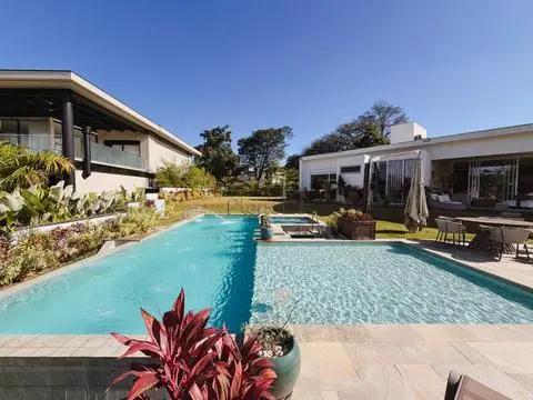 Casa à venda com 3 quartos no Fazenda Serra Azul I e II, Itupeva.