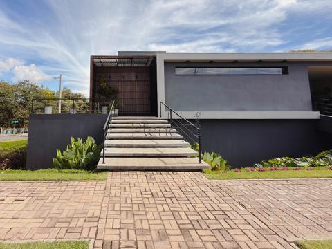 Casa à venda em Indaiatuba, Jardim Indaiatuba Golf, com 4 suítes, com 492 m²