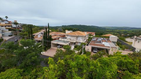 Sobrado à venda em Campinas, Sousas, com 5 suítes, com 550 m², Jardim Botânico