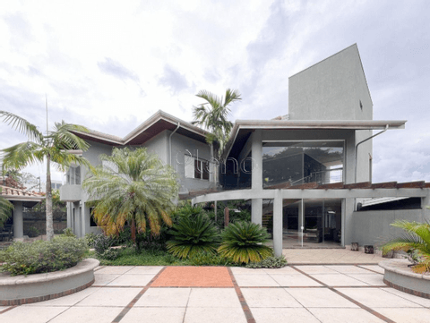 Sobrado à venda no condomínio Sans Souci em Valinhos com 6 suítes, com 1600 m²