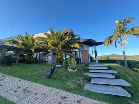 Sobrado à venda e para alugar em Vinhedo, Monte Alegre, com 4 suítes, com 430 m²