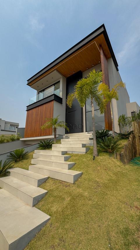 Sobrado à venda em Indaiatuba, Jardim Santa Rita, com 4 suítes, com 375 m², Villa dos Pinheiros