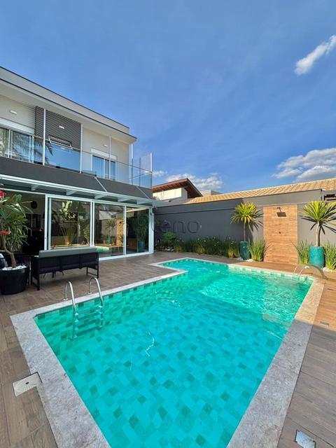 Sobrado à venda em Campinas, Swiss Park, com 3 suítes, com 260 m²