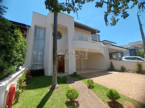Casa à Venda no Condomínio Vivenda das Cerejeiras em Valinhos, no bairro Jardim Alto da Colina.