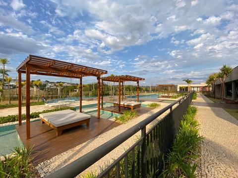 Terreno à venda no Loteamento Residencial Arborais, Campinas