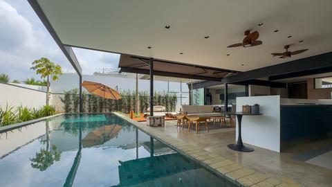 Casa à Venda no Condomínio Reserva das Palmeiras em Valinhos, no bairro Jardim Europa.